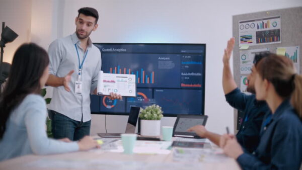 Wie können Arbeitsmarktdaten für ein datenbasiertes Employer Branding genutzt werden?